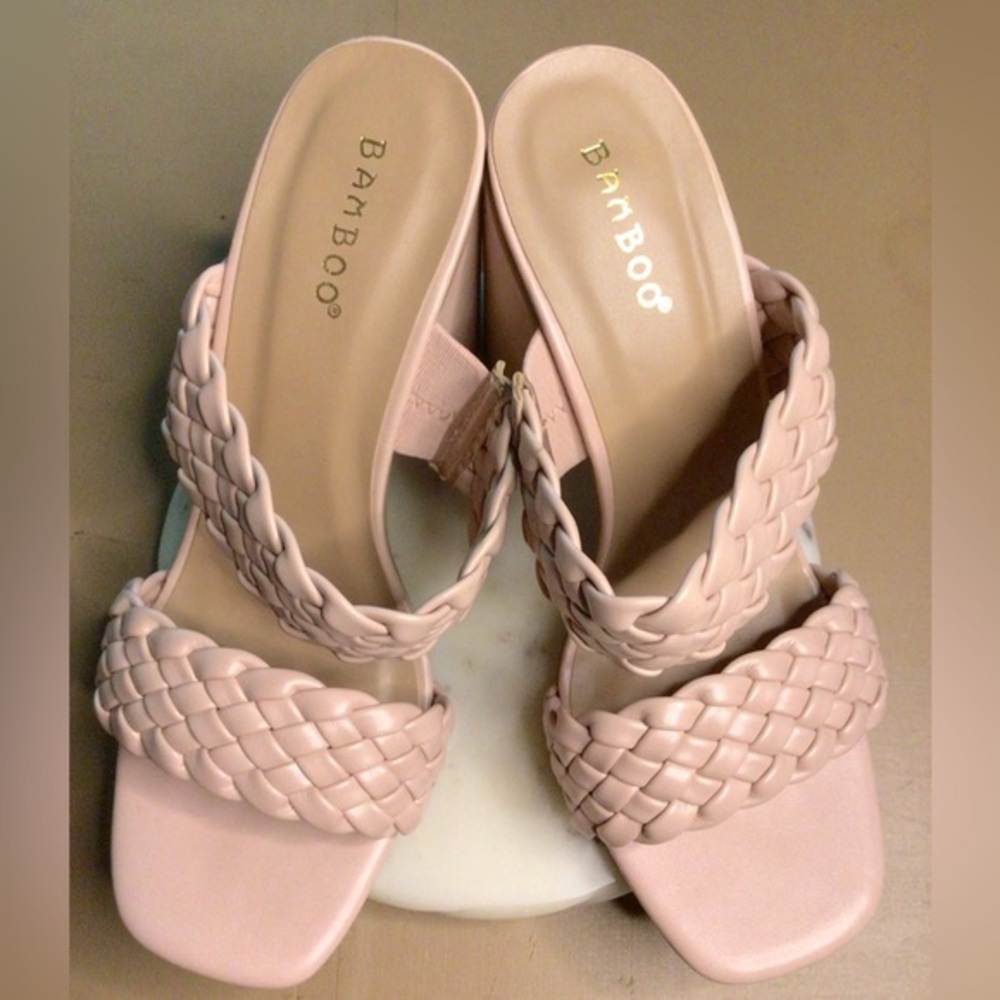 BAMBOO BRAIDED BLUSH BLOCK HEELS